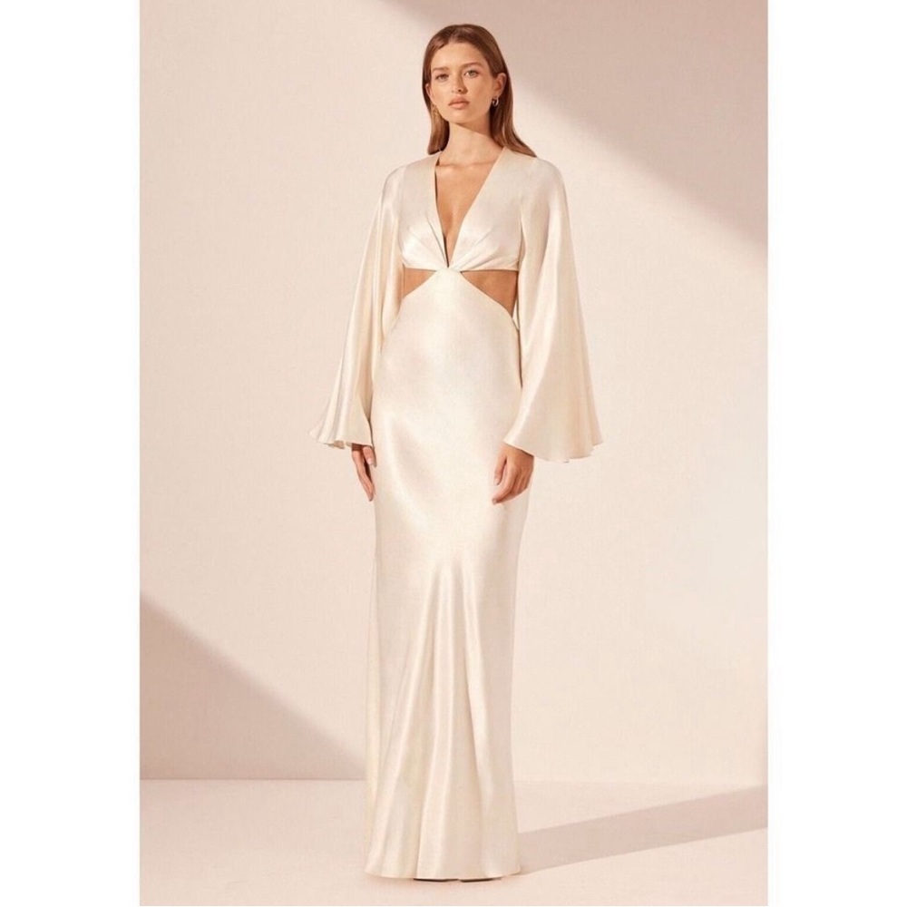 Shona Joy LA LUNE FLARED SLEEVE OPEN BACK MAXI DRESS - CREAM